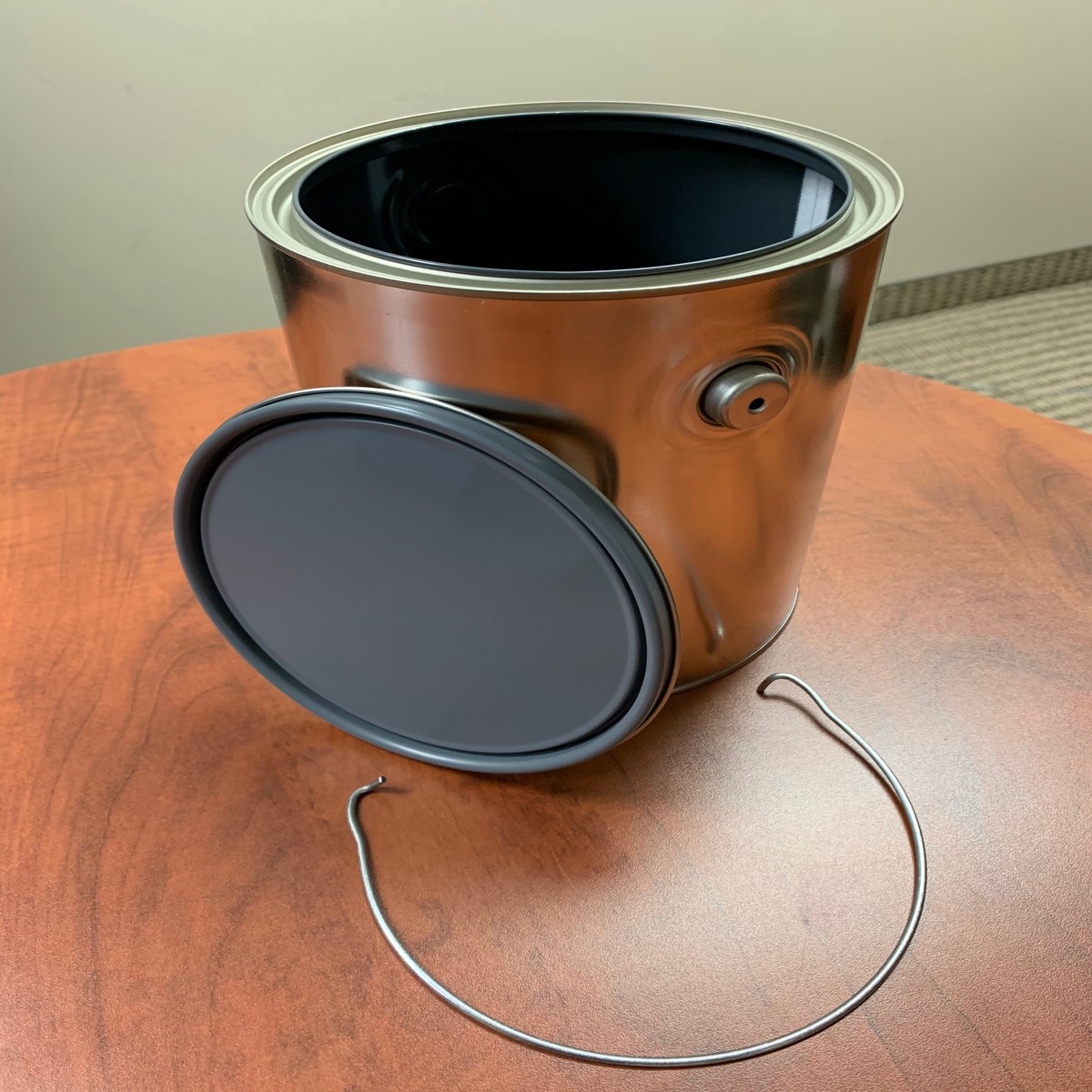 Paint Can Container - Metal BT0603